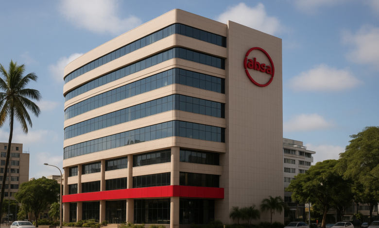 Edifício bancário moderno em Maputo representando o crescimento financeiro do Absa Moçambique